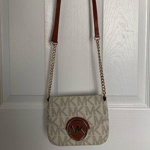 Michael Kors Crossbody
